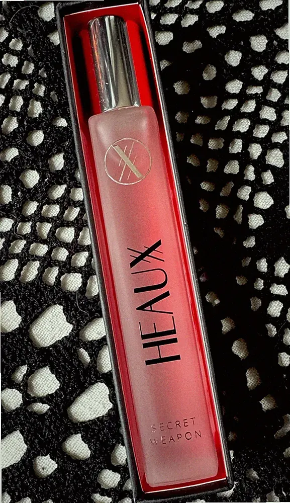 Heaux Cosmetics | Pheromones - PleasHER (Attract Women)